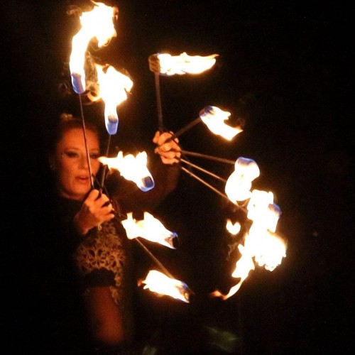 Flammen im Zwielicht  - Feuershow